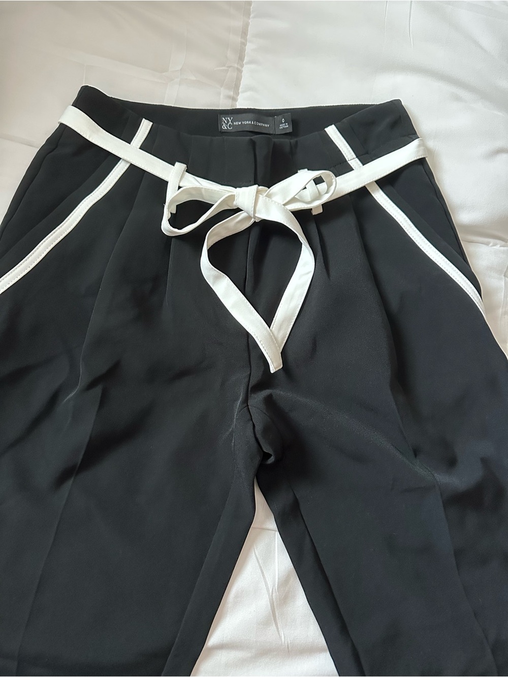 New York & Company Black pant with White Trim and Tie Waist